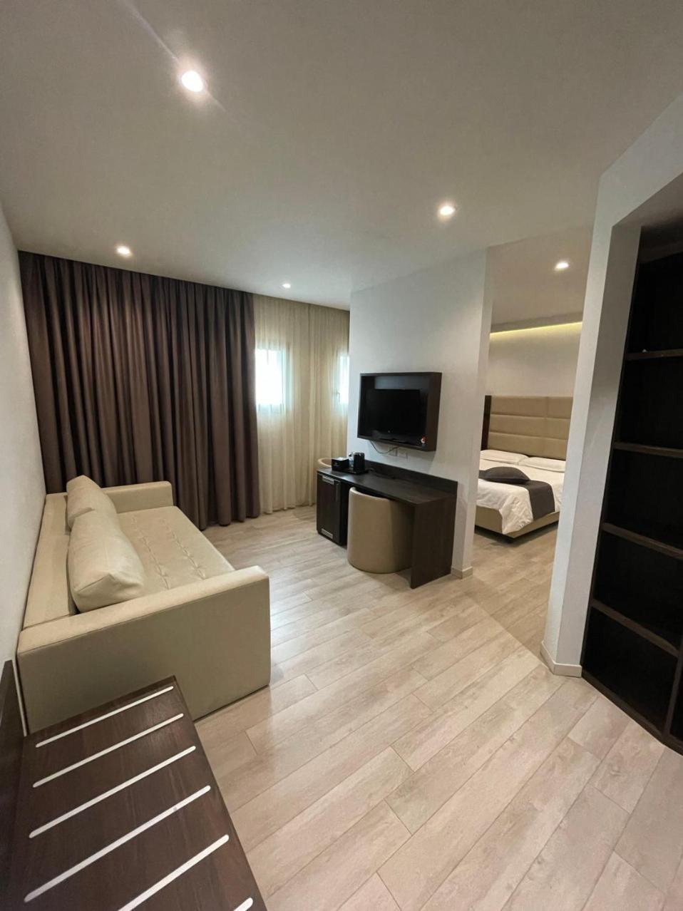 Hotelluxuryprato Prato  Exterior photo